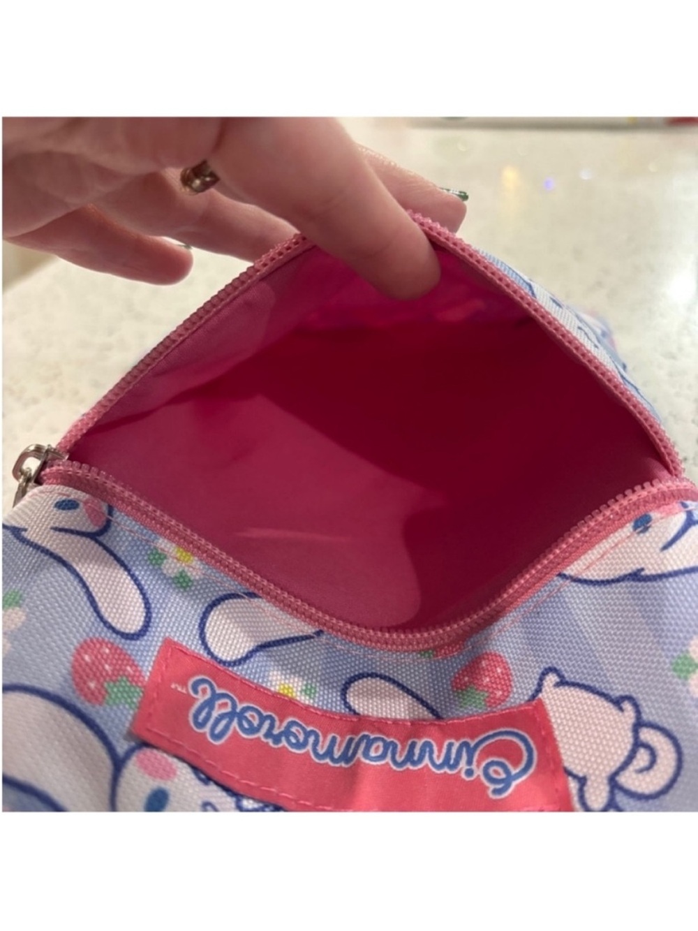 Sanrio Cinnamoroll Bioworld Hot Topic Crossbody - Picture 5 of 8